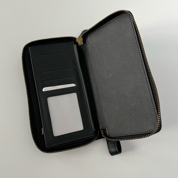 Multifunction Wristlet Multiple Card Slot Wallet Phone Case in Black - Picture 5 of 8